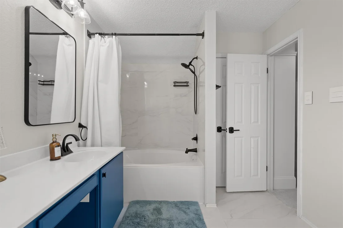 Photo of 1009 Pioneer Bend DR