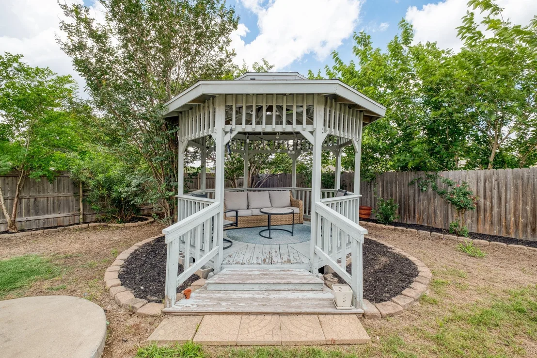 Photo of 141 Clematis CT
