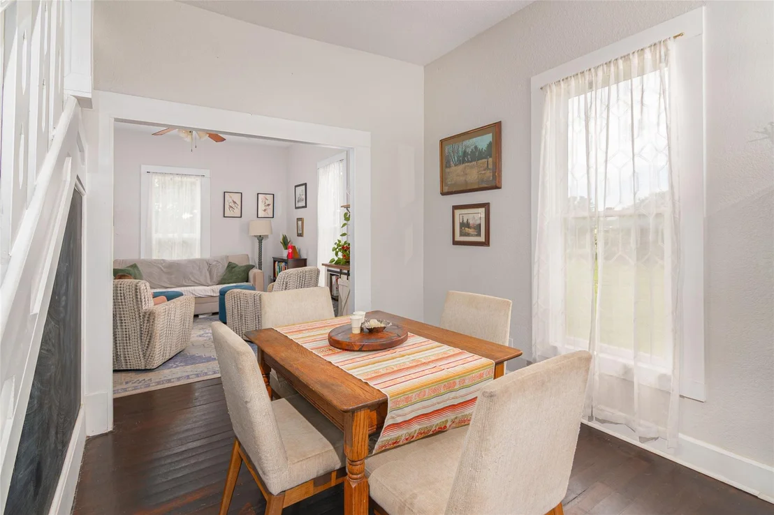 Photo of 204 Prim Rose ST