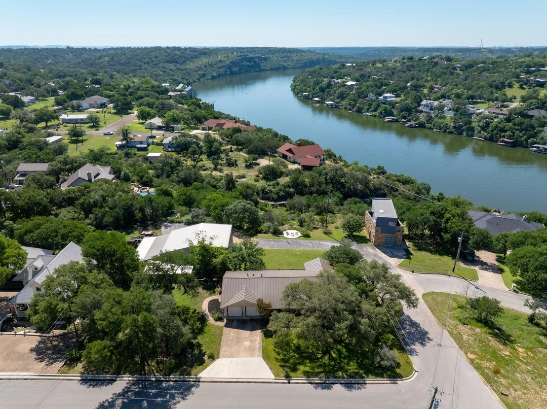 Photo of 401 Crestview DR