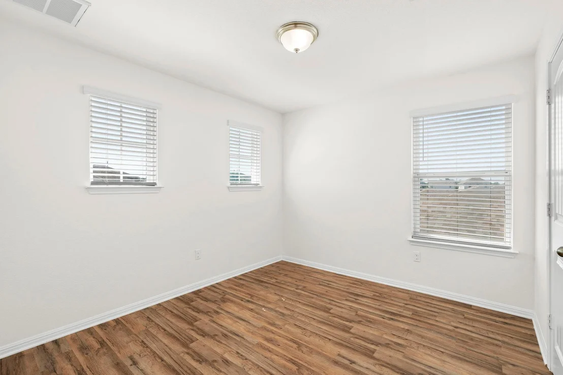 Photo of 128 Dunlin LN