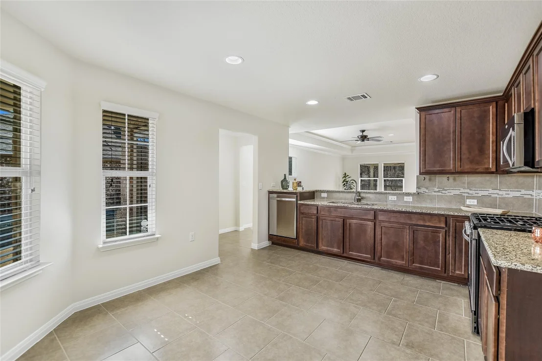 Photo of 803 Hamilton LN