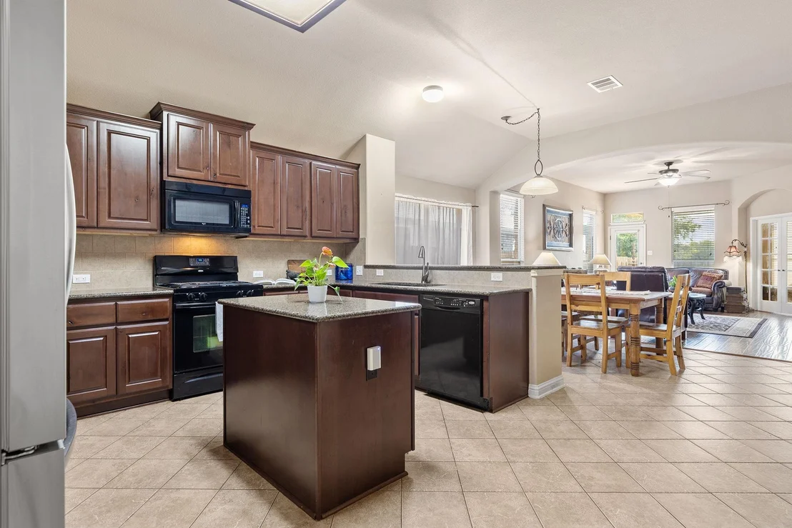 Photo of 3644 Rosalina LOOP