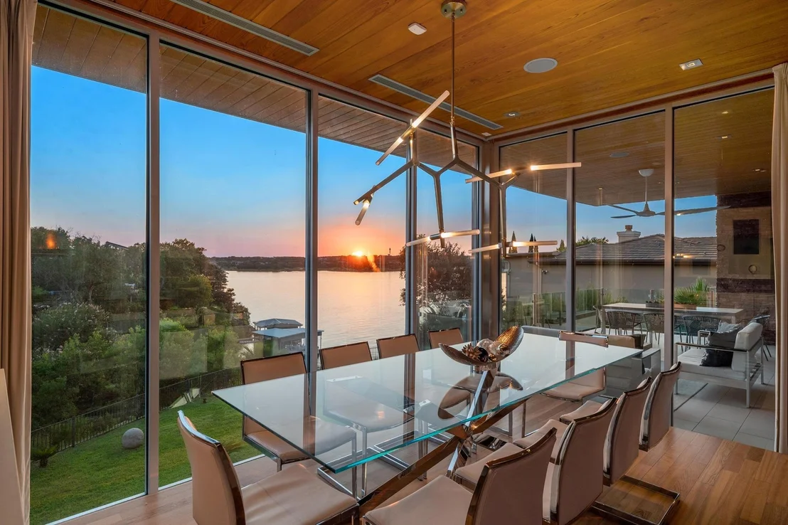 Photo of 105 Edgewater CV