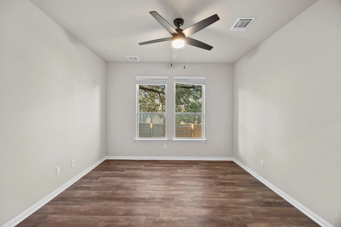 Photo of 324 Autumn Oak WAY