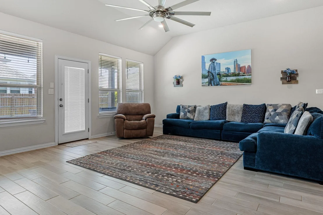 Photo of 12709 Twisted Root DR