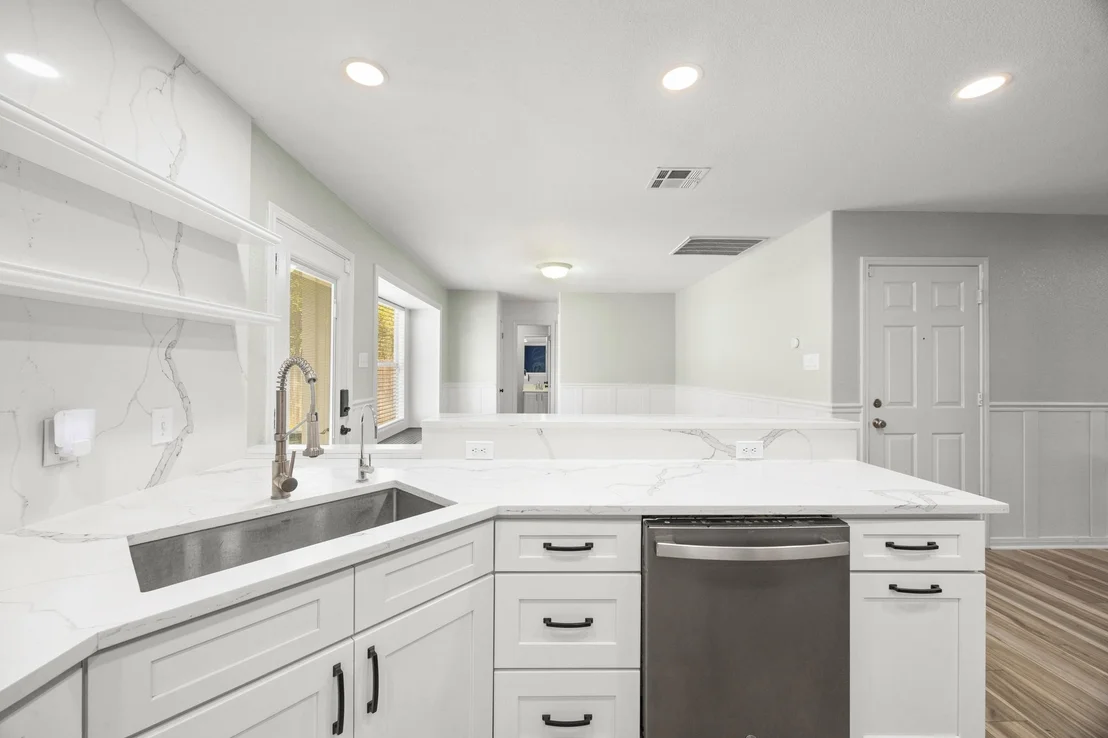 Photo of 1516 Lorson LOOP