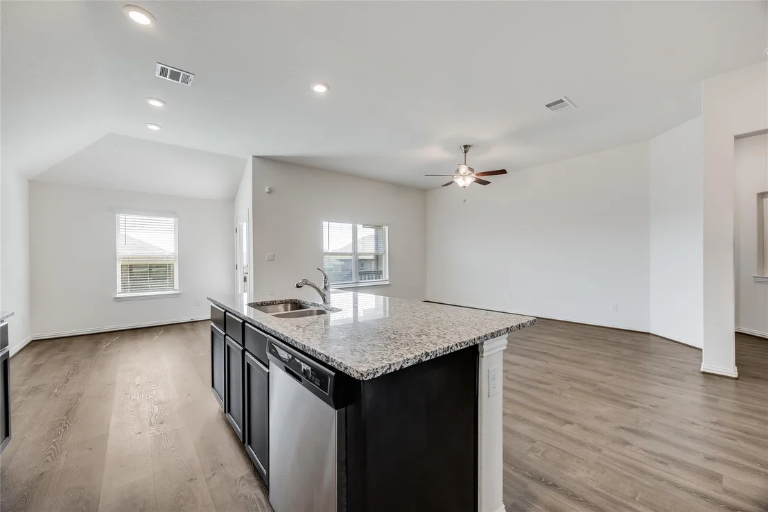 Photo of 5909 Toscana TRCE