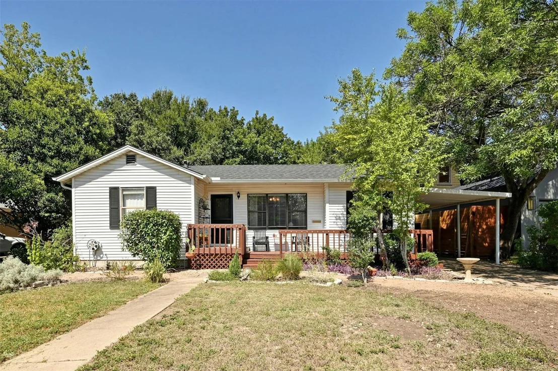 Photo of 5106 Valley Oak DR