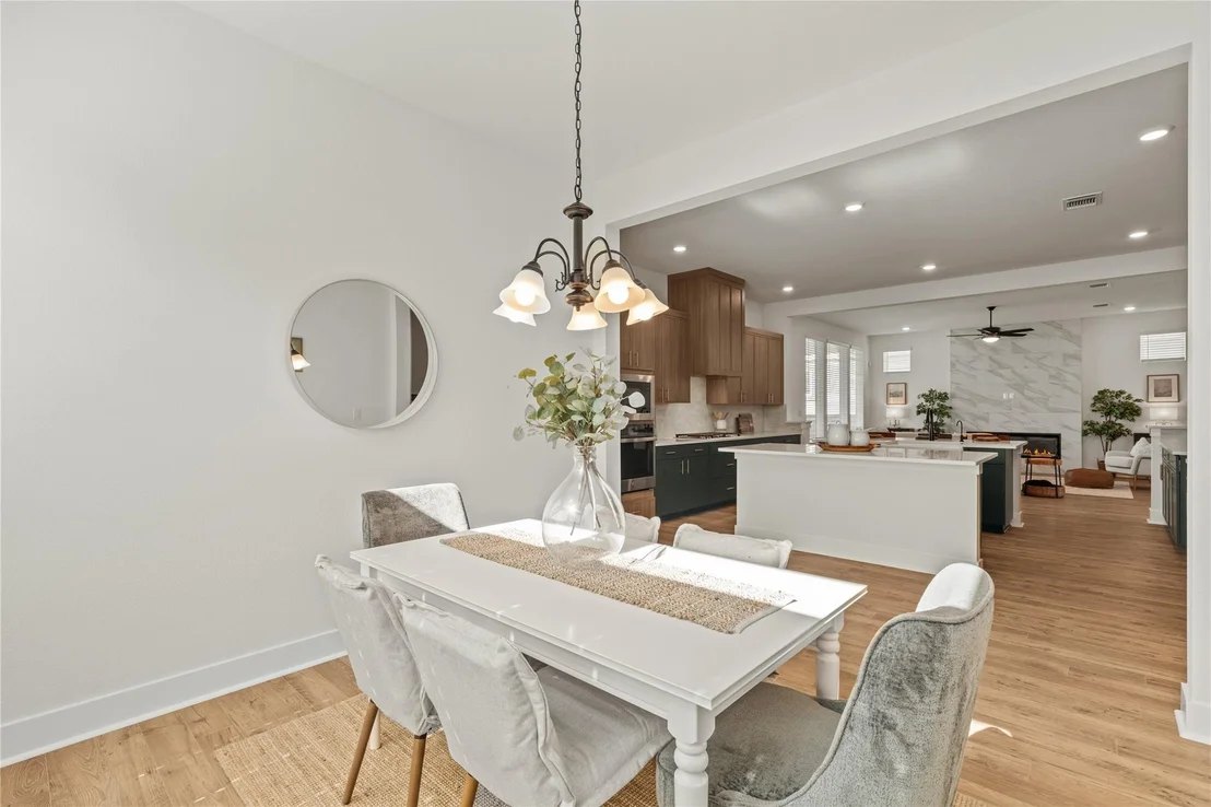 Photo of 2116 Tobiano TRCE