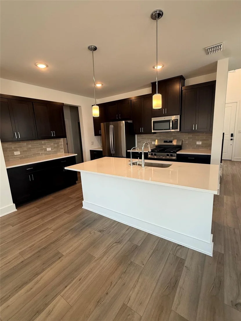 Photo of 537 Bauer LOOP