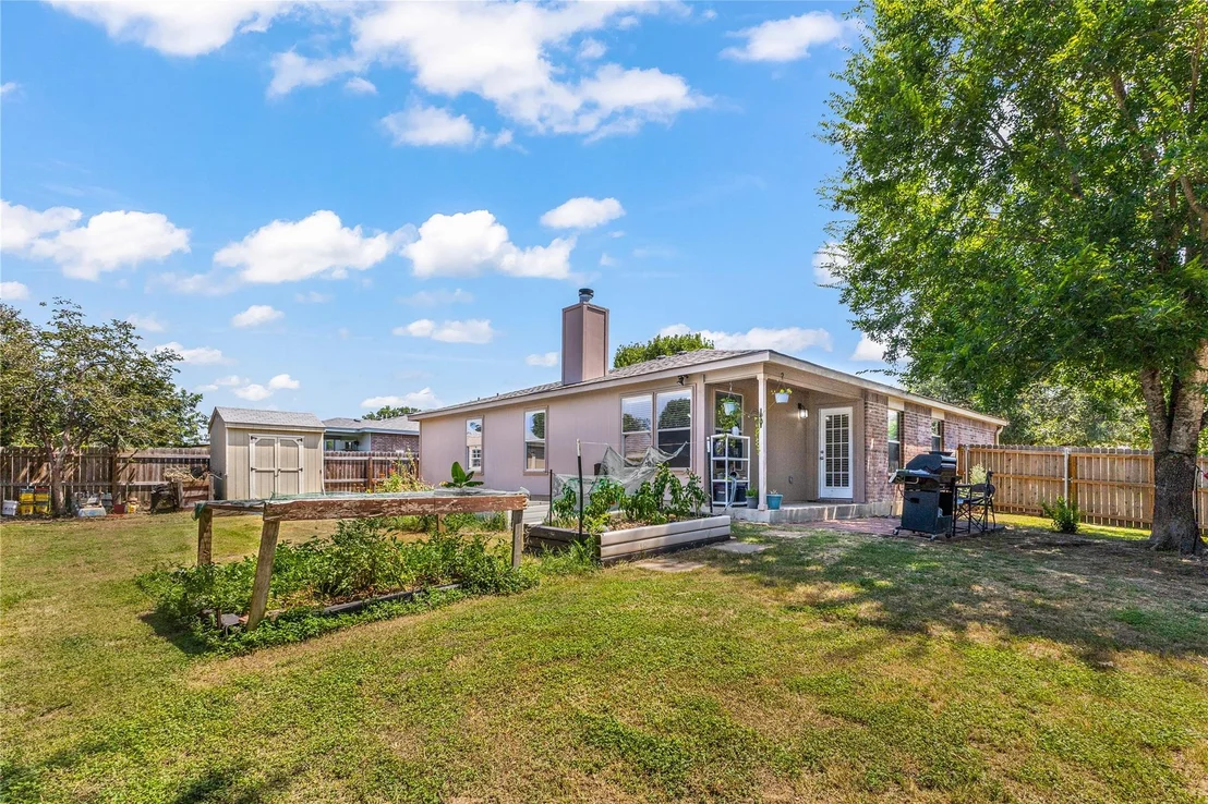 Photo of 5504 Southern Crossing DR