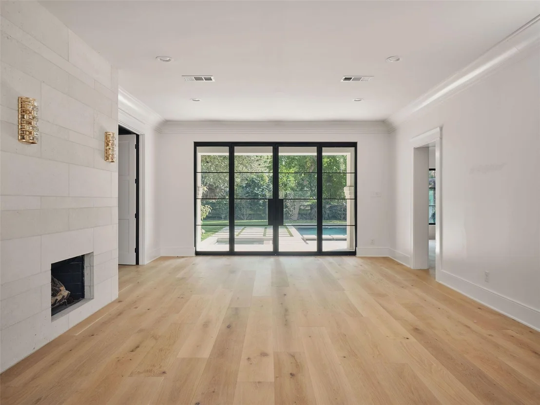 Photo of 13 Niles RD