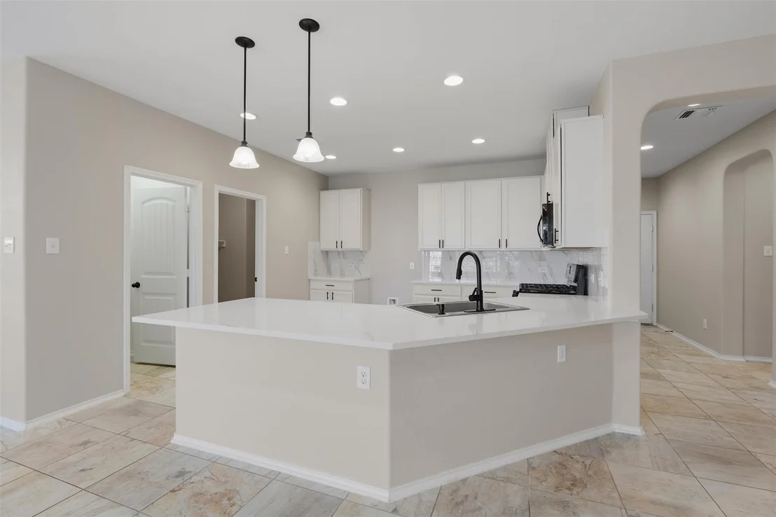 Photo of 5848 Sardinia DR