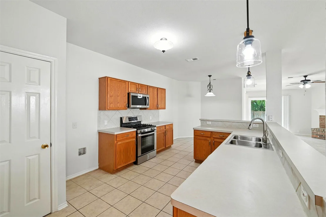 Photo of 1218 Mathias ST