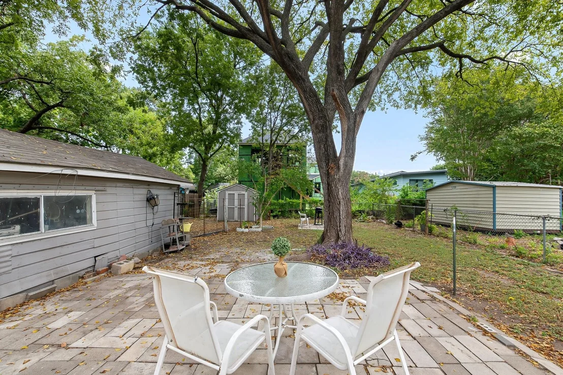 Photo of 1708 Payne Ave