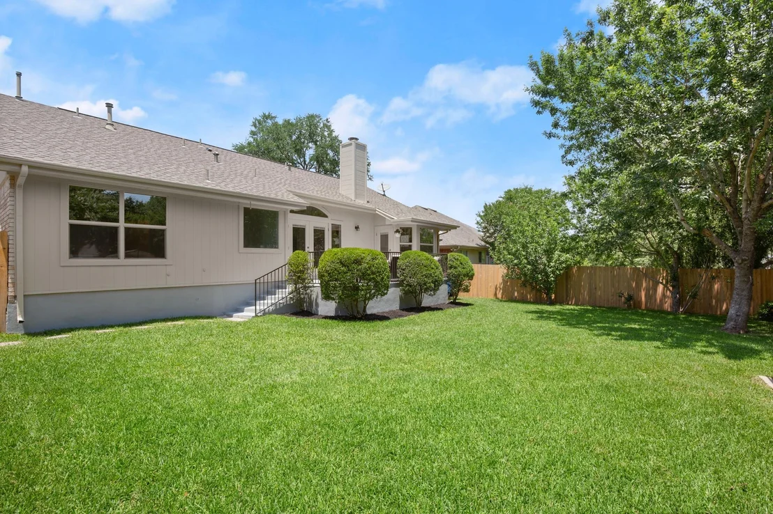 Photo of 9127 Edwardson LN