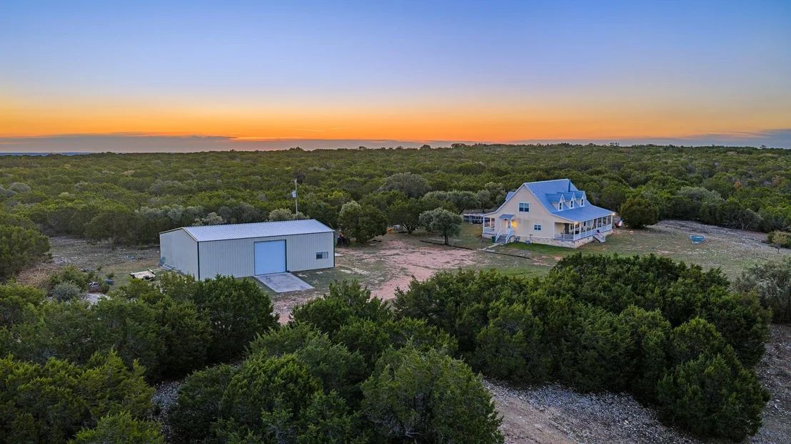Photo of 4237 County Road 330 RD