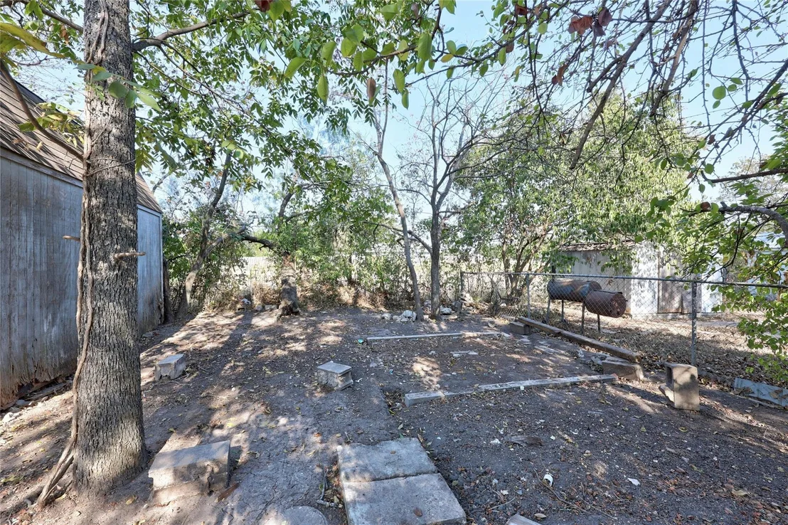 Photo of 1004 Vargas RD