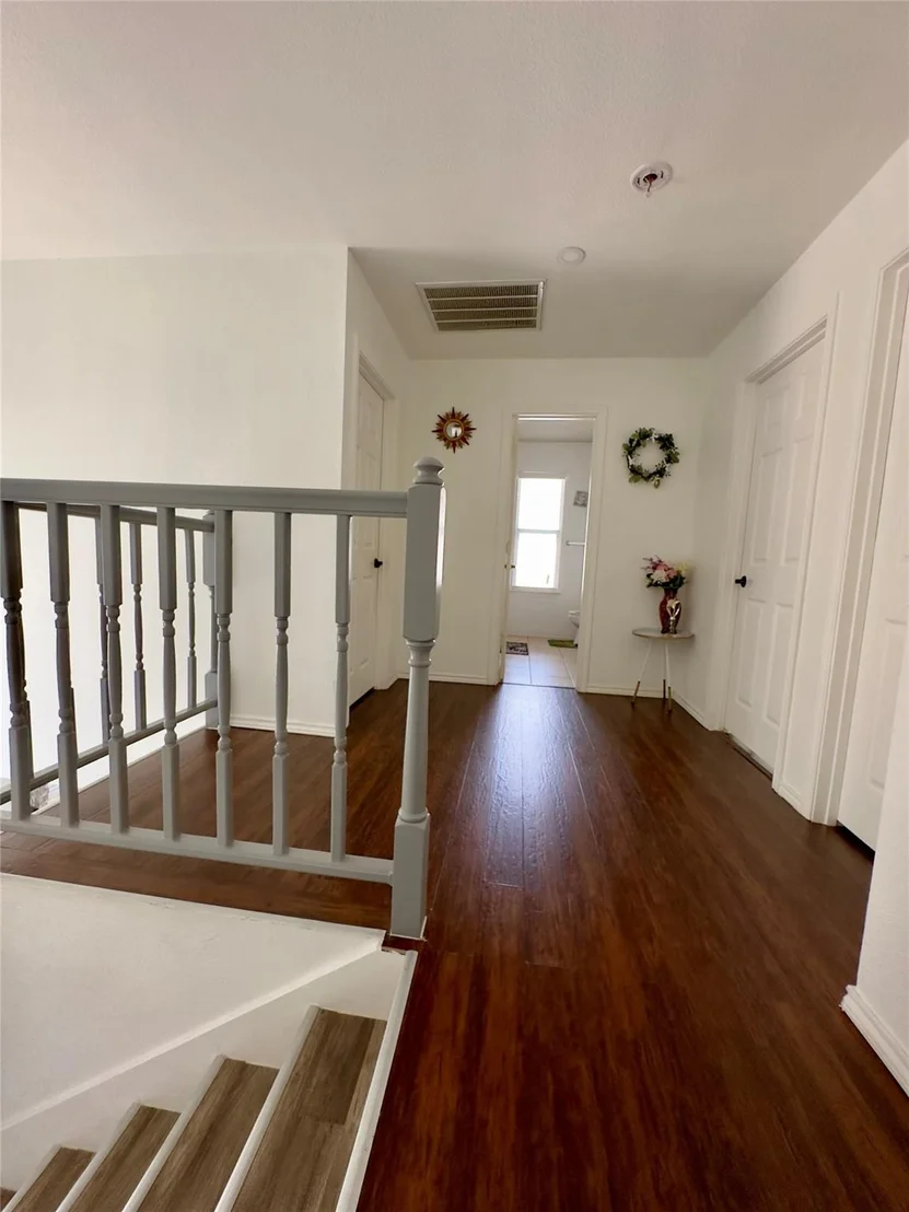 Photo of 804 Tapestry CV