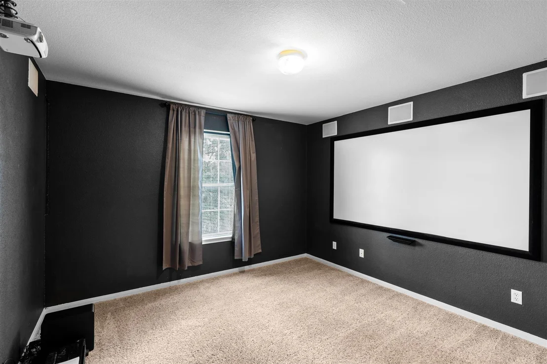 Photo of 203 Hanstrom DR