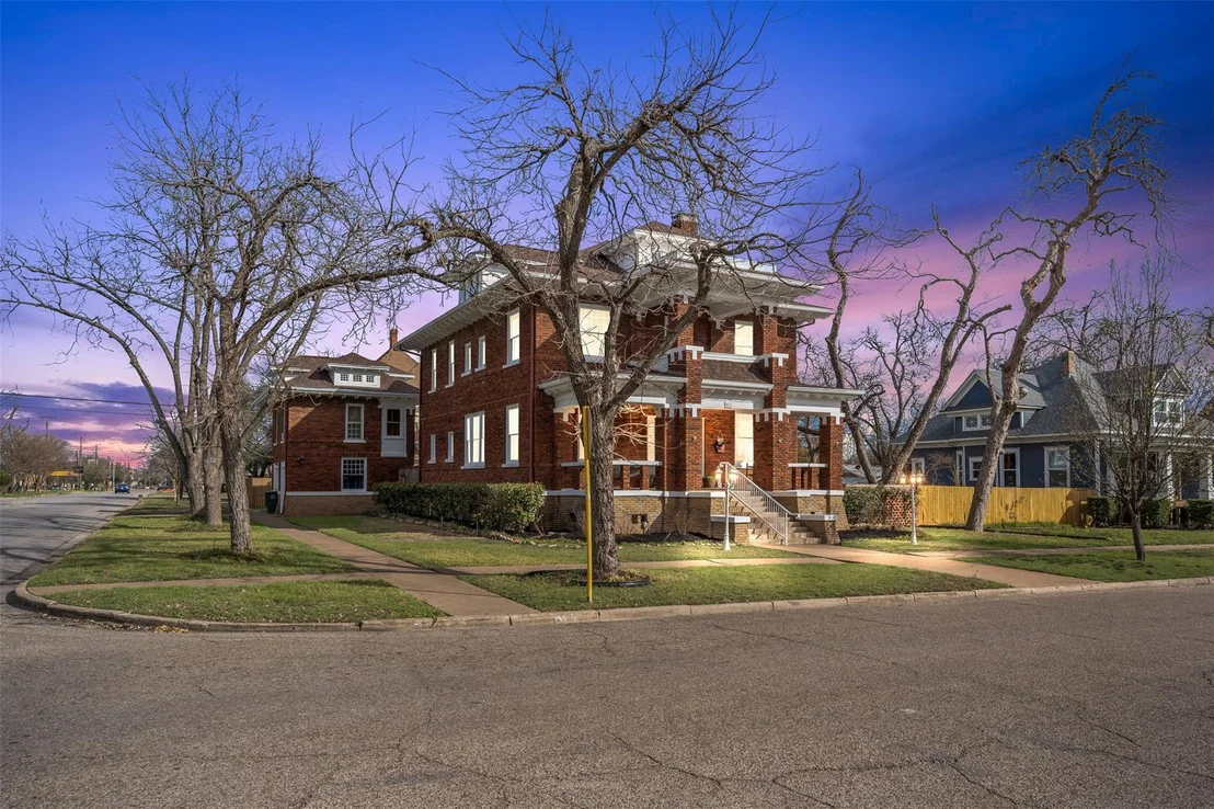 Photo of 517 N 9th ST