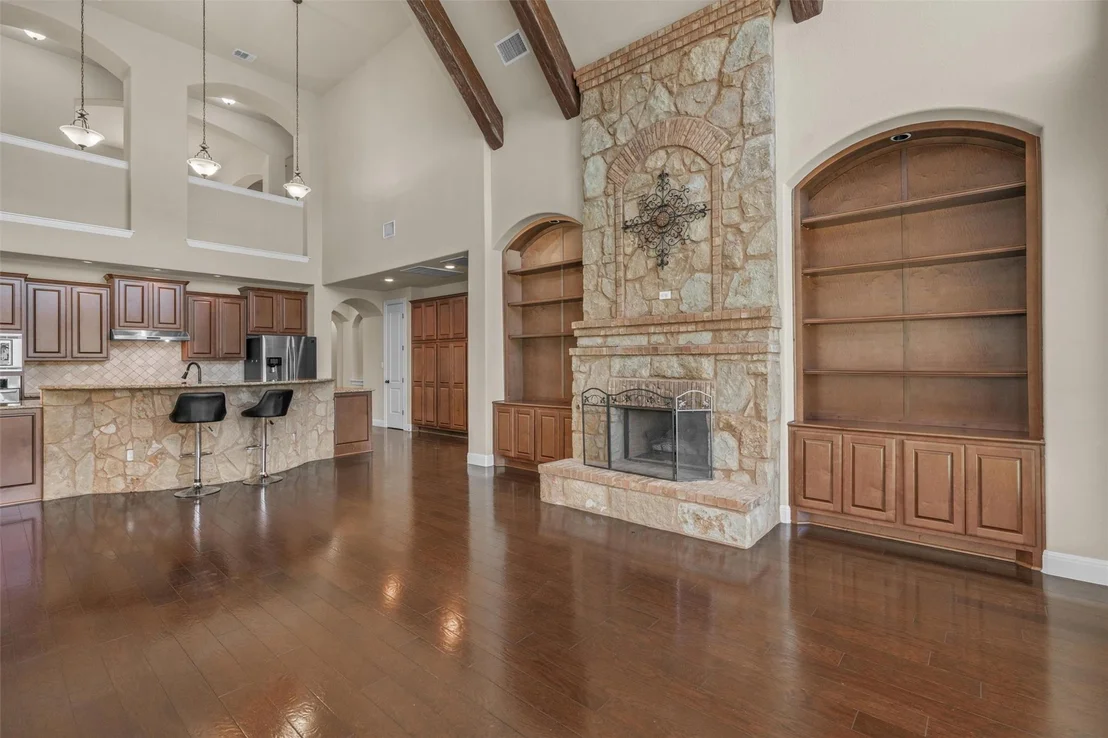 Photo of 2817 Bear Springs TRL