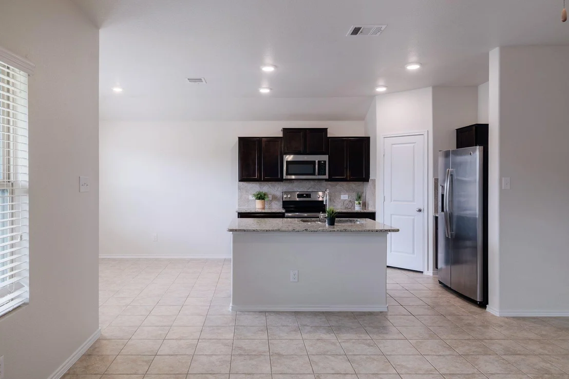 Photo of 824 Tabernash DR