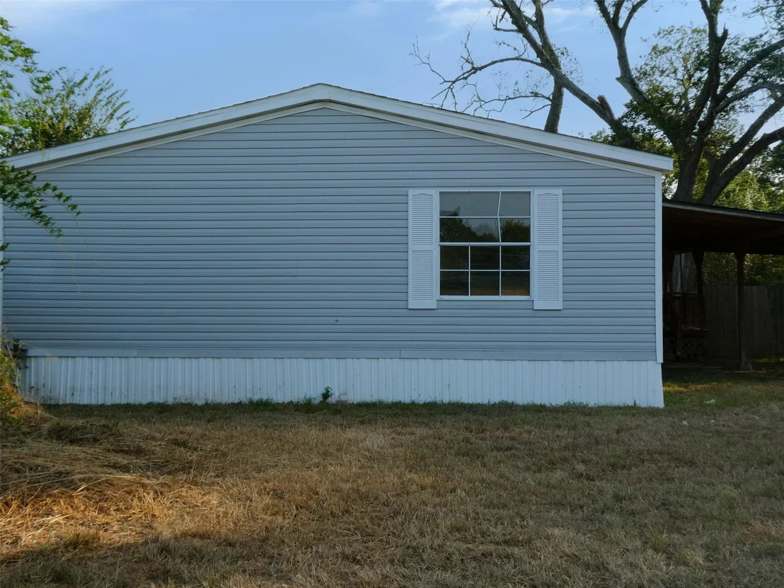 Photo of 1227 HIGHWAY 71 W