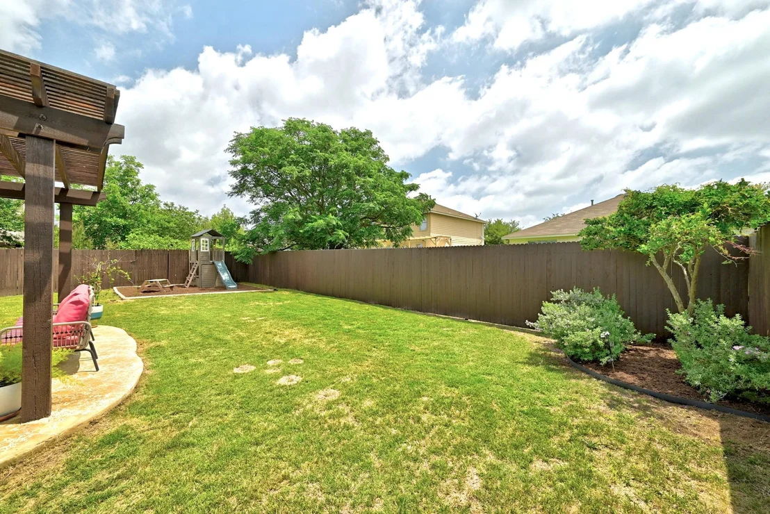 Photo of 184 Coral Stone TRL