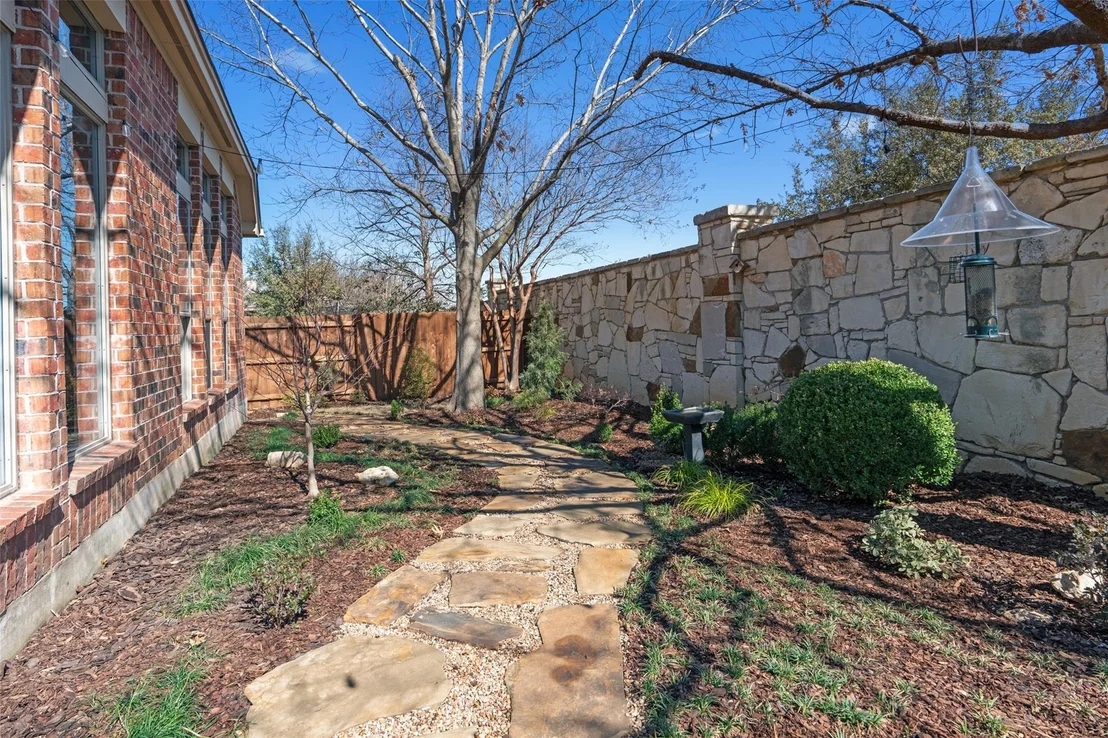 Photo of 2806 Prosperity