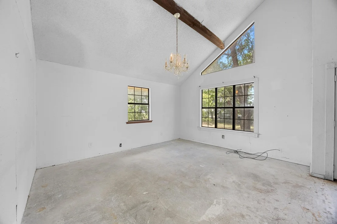 Photo of 1201 Green Acres