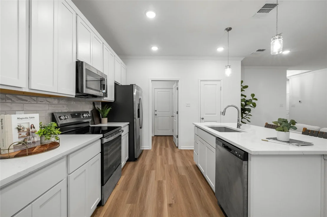Photo of 8114 Timber Hollow LN
