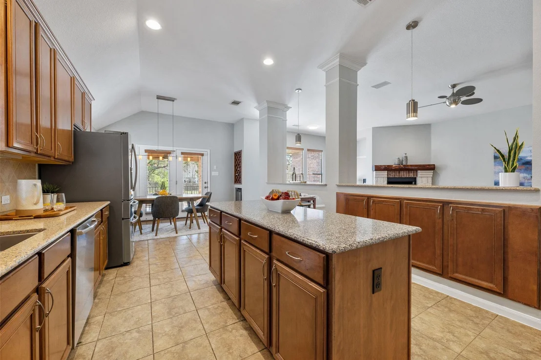 Photo of 9905 Savannah Ridge DR