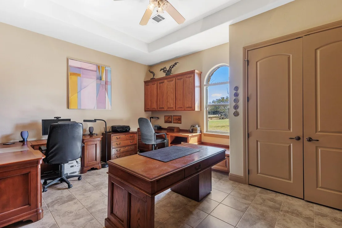 Photo of 108 Oak Bend