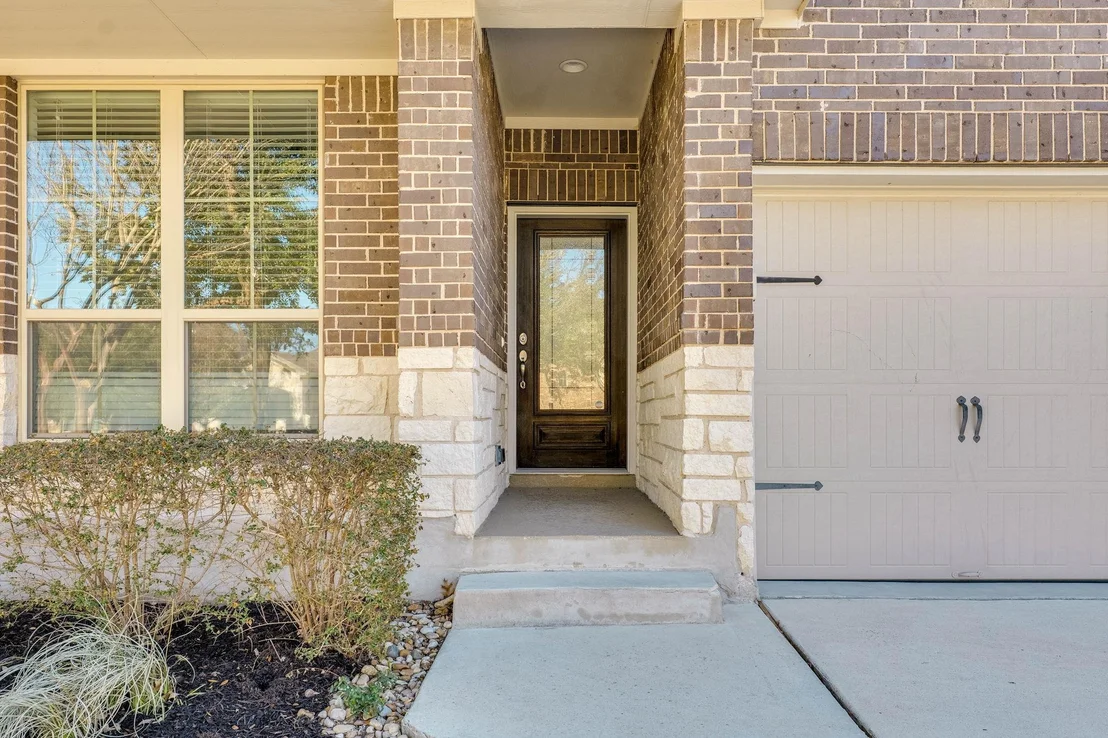 Photo of 337 CROSSVINE TRL