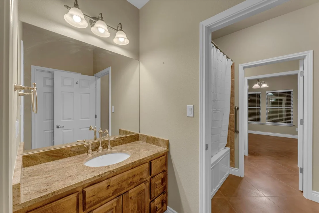 Photo of 301 CR 253