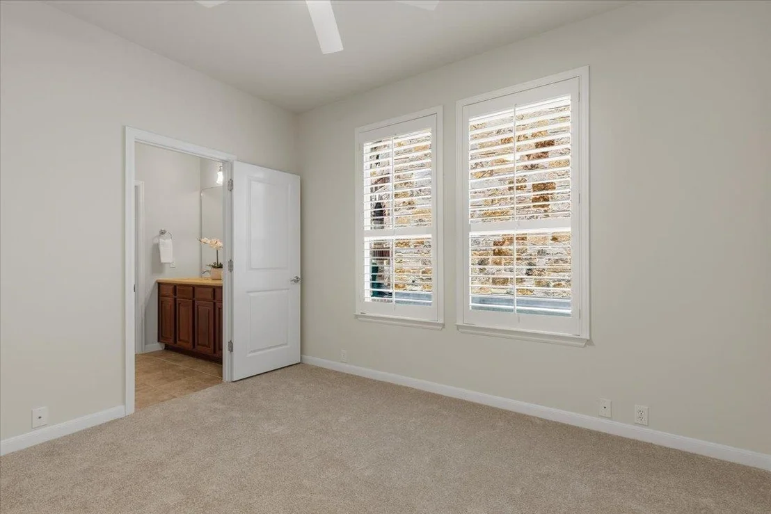 Photo of 1709 Grassy Field RD