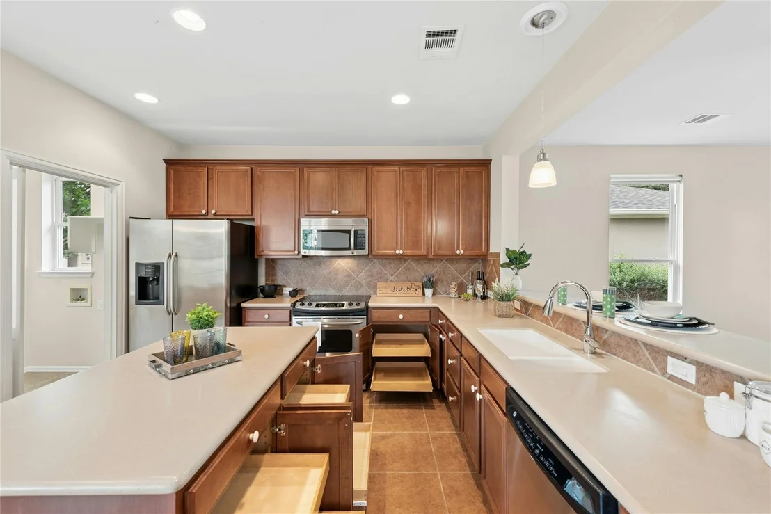 Photo of 202 Palmetto DR