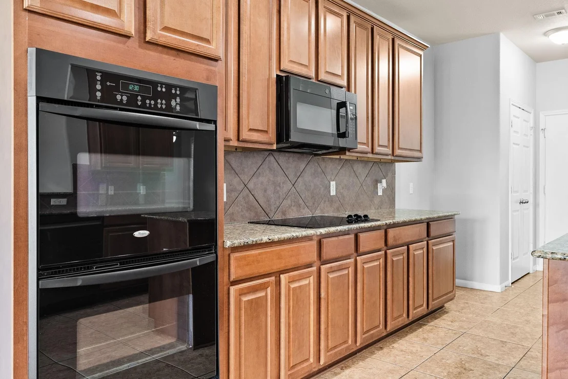 Photo of 5908 Mosaic TRL