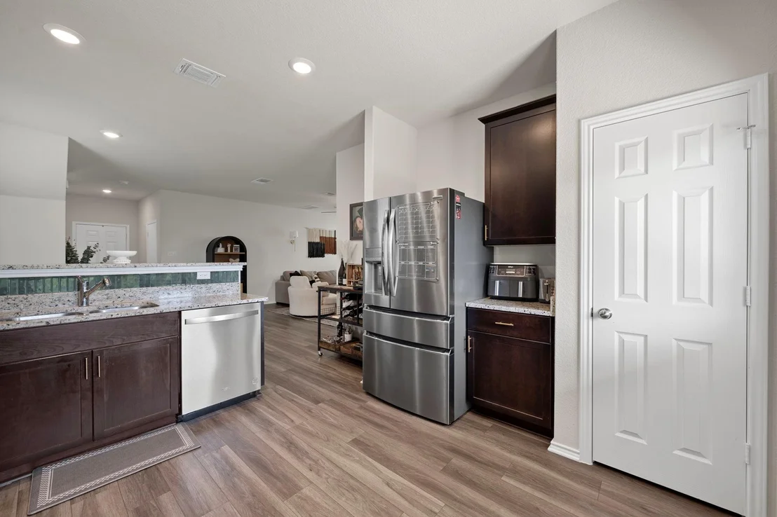 Photo of 27 Pacific Loon ST