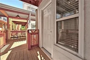 Photo of Unit 3 at 3009 Speedway