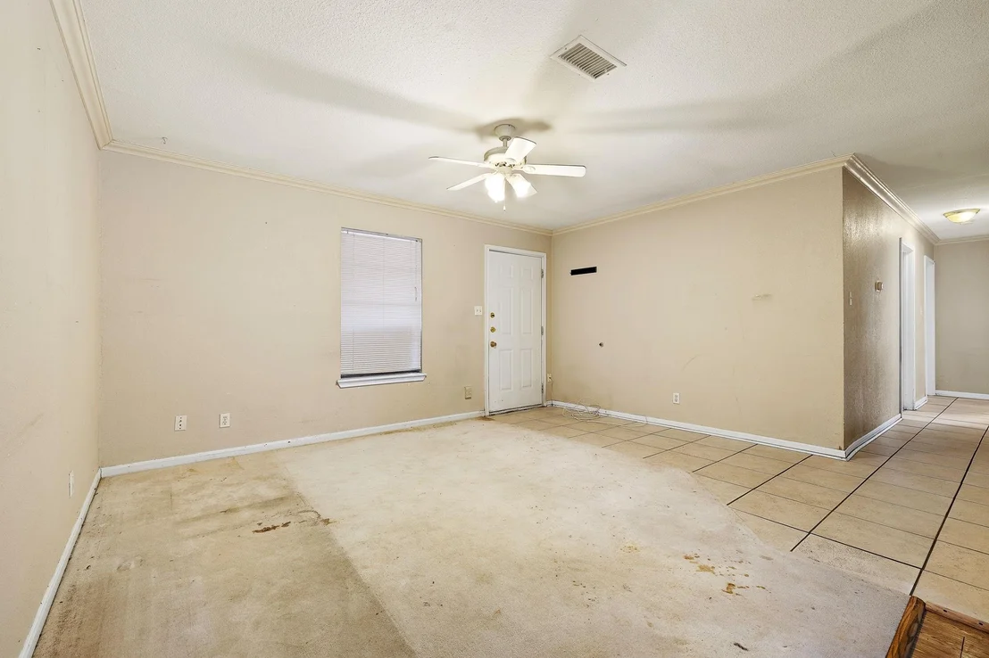 Photo of 1209 Doris LN