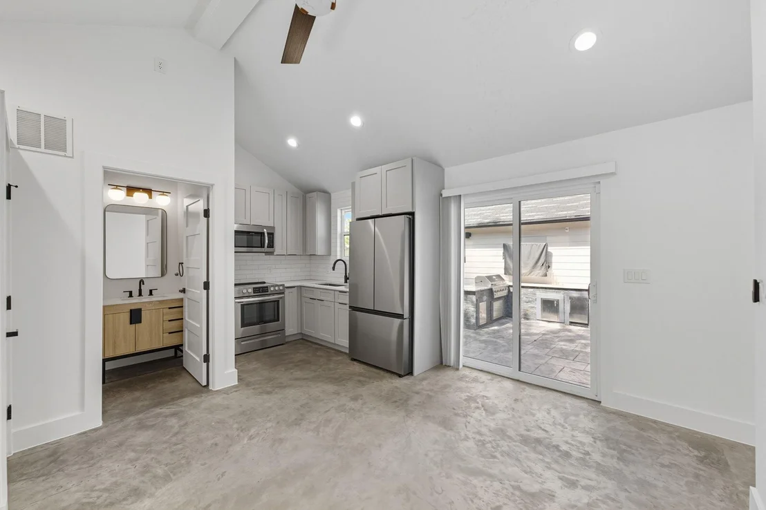 Photo of 1409 Westmoor DR