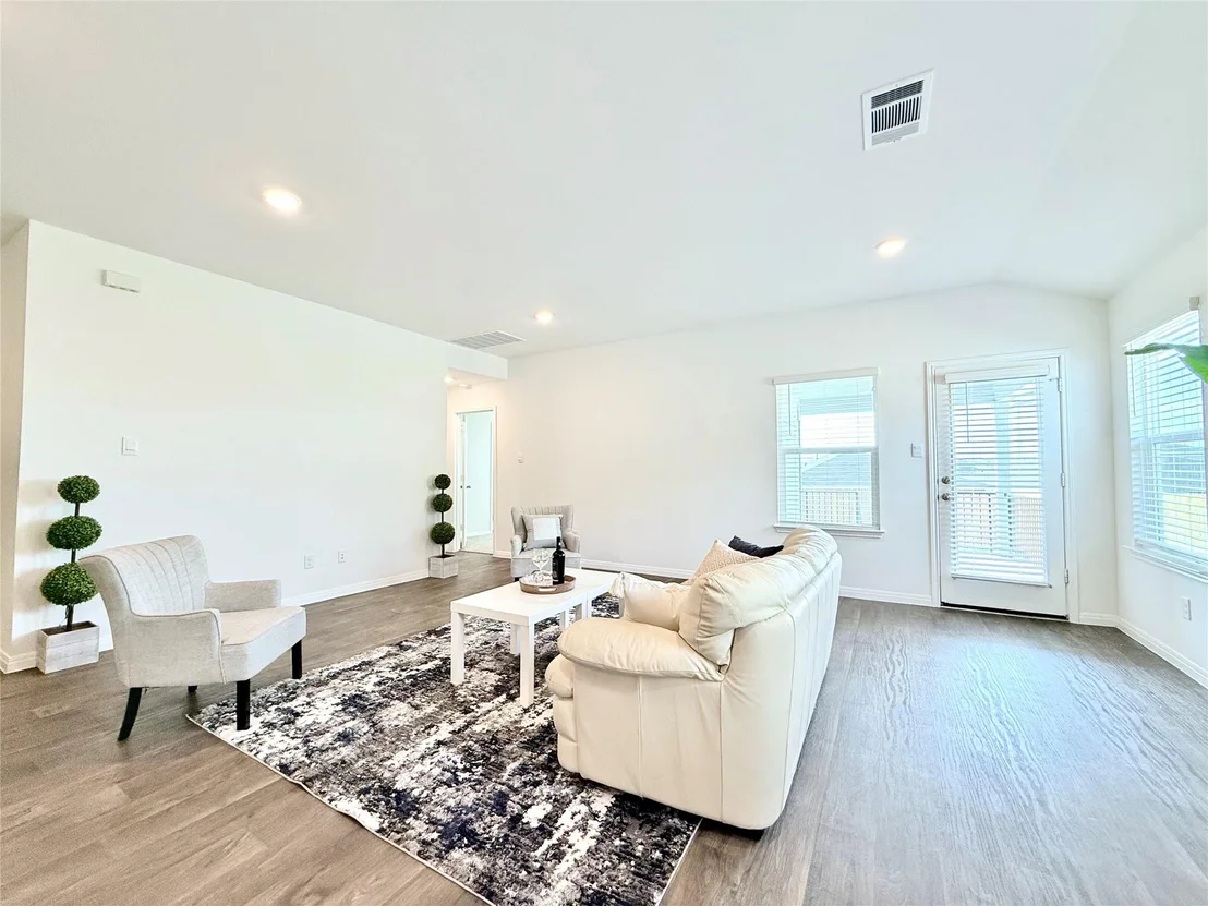 Photo of 598 Gladiola LOOP