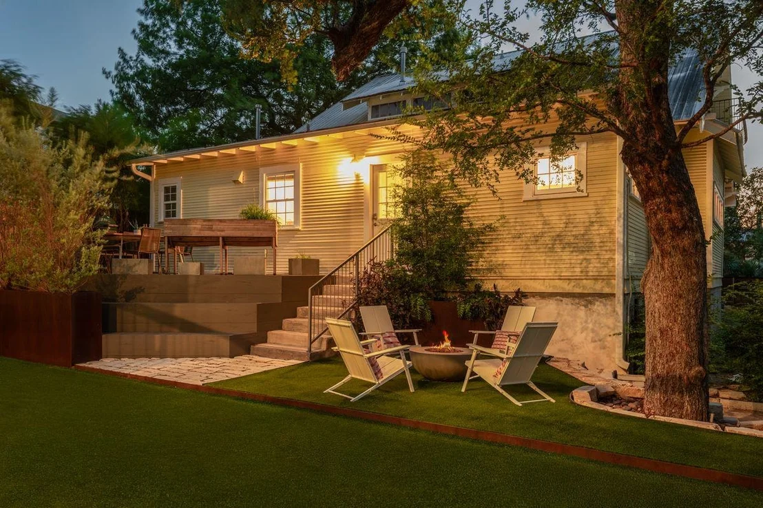 Photo of 1105 Travis Heights BLVD