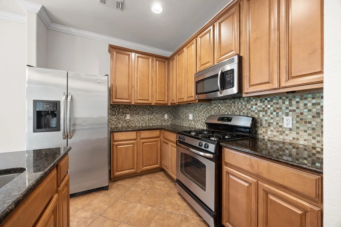 Photo of 2013 Amur DR