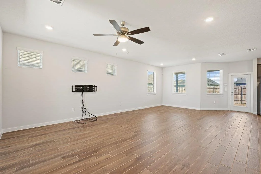 Photo of 368 Banff DR