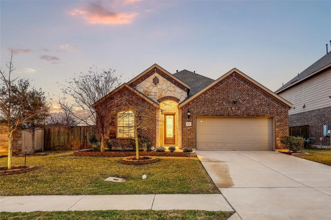 Photo of 21000 Abigail WAY