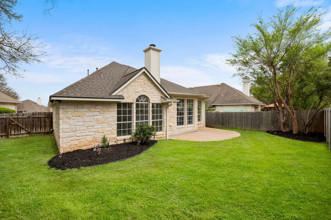 Photo of 4015 Sable Oaks DR